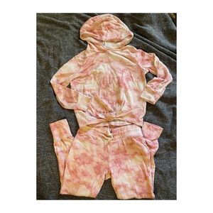 ✨ Old Navy Girls Light Weight Joggers pink Tie-Die Set ✨💕